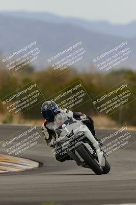 media/Jan-15-2023-SoCal Trackdays (Sun) [[c1237a034a]]/Turn 3 (1115am)/